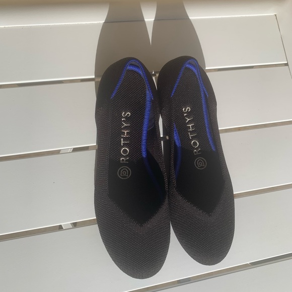 Rothy’s black round toe flats size 6.5 - Picture 2 of 13